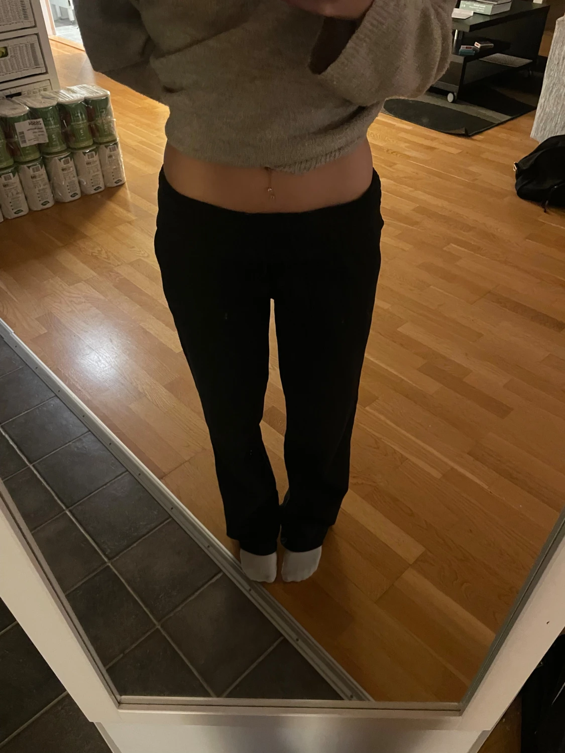 Svarta mjukisbyxor med snörning