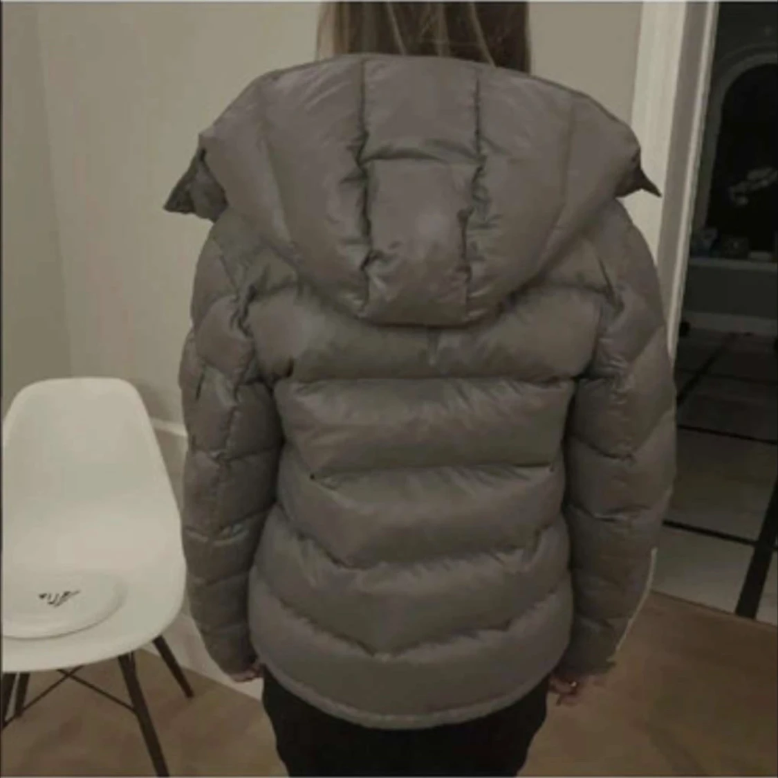 Grå Moncler pufferjacka med huva - 3