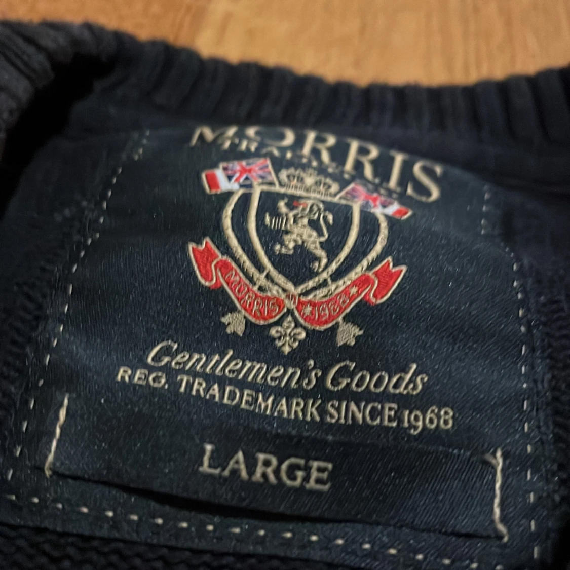 Svart stickad tröja Morris M/L - 2