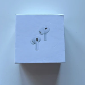 AirPods Pro 2nd Generation - AirPods Pro 2nd Generation öppnade och testade Max 2 min för att se om dom funkar. 