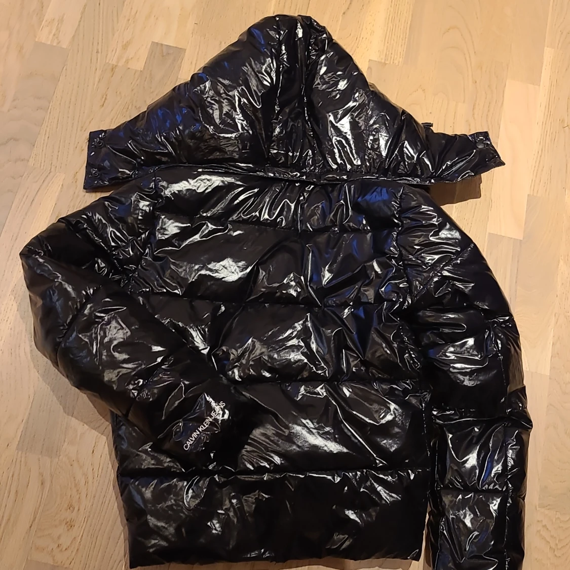 Glansig pufferjacka från Calvin Klein Jeans - 3