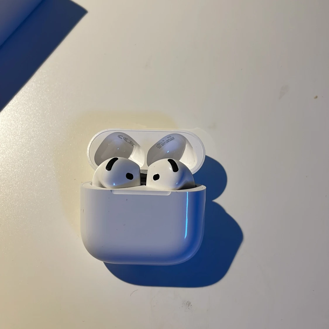 AirPods 4 (ANC) - 2