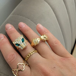 4 st justerbara ringa - Helt nya. Rostfritt stål 