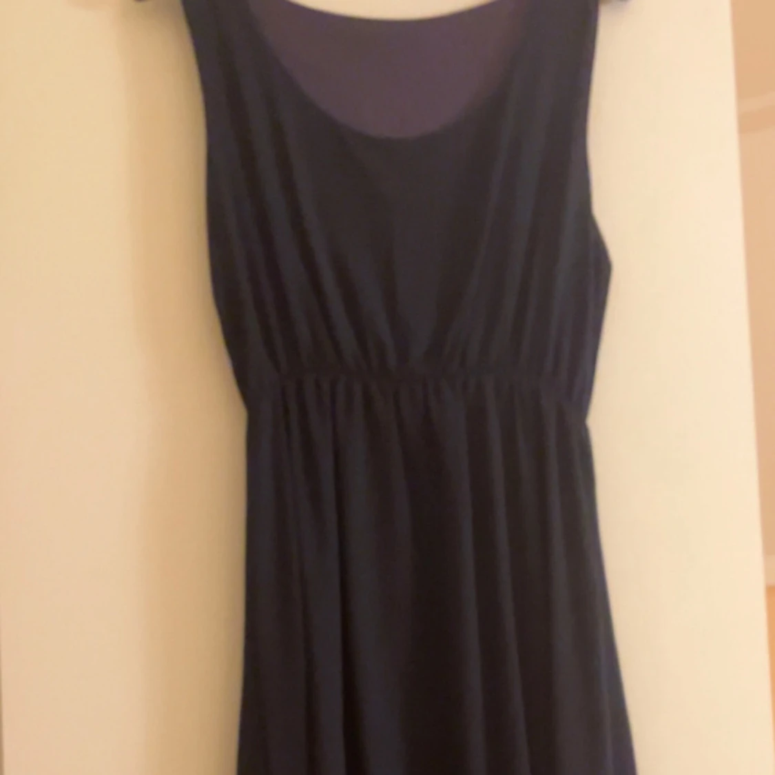 Svart highlow klänning