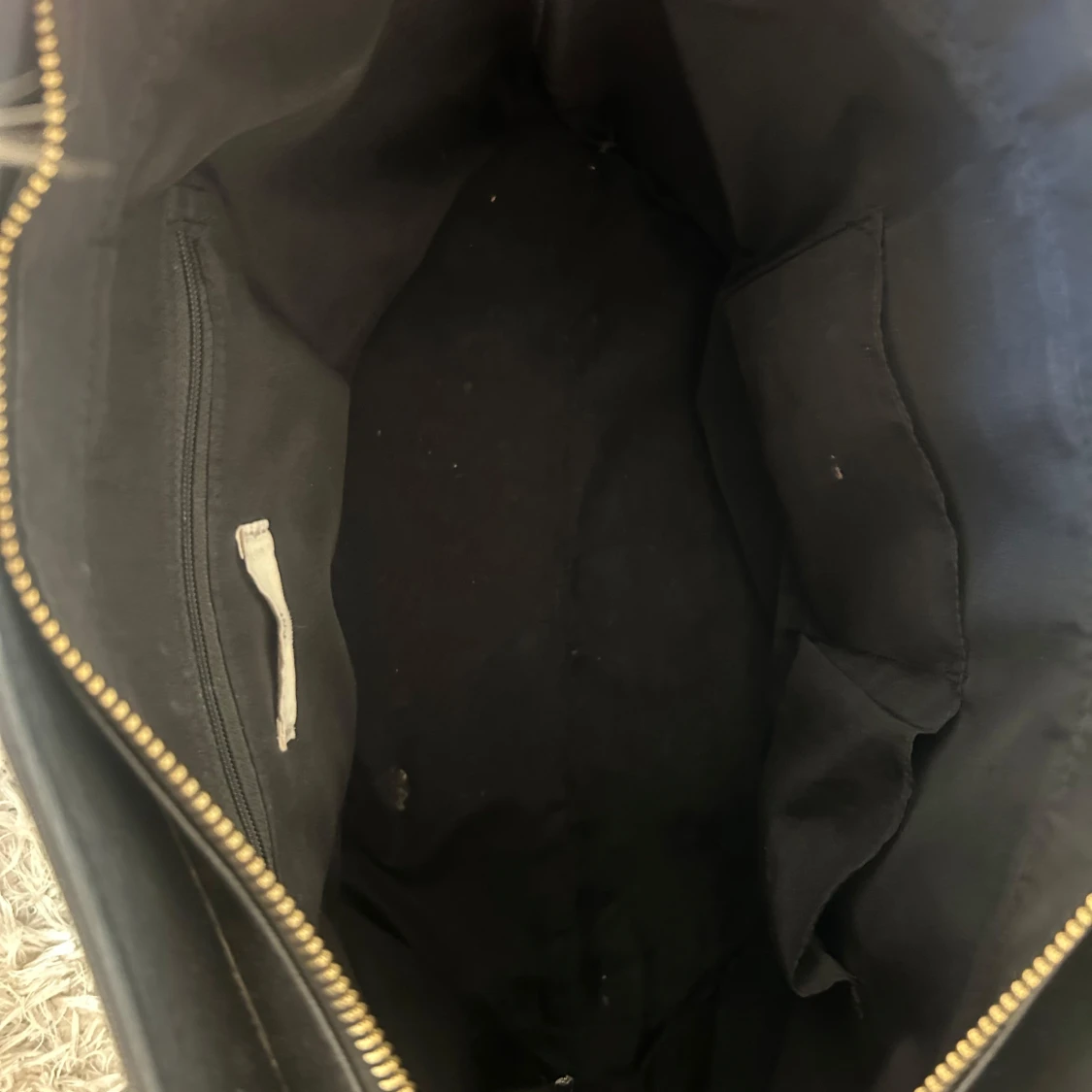 Svart väska H&M - 2