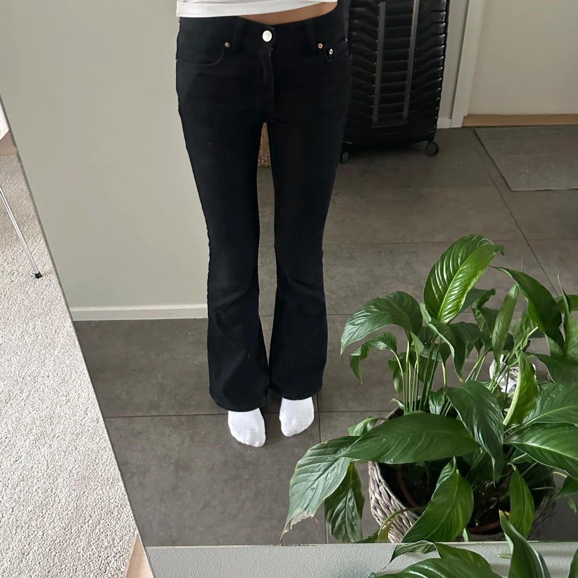 Svarta bootcut jeans från Gina
