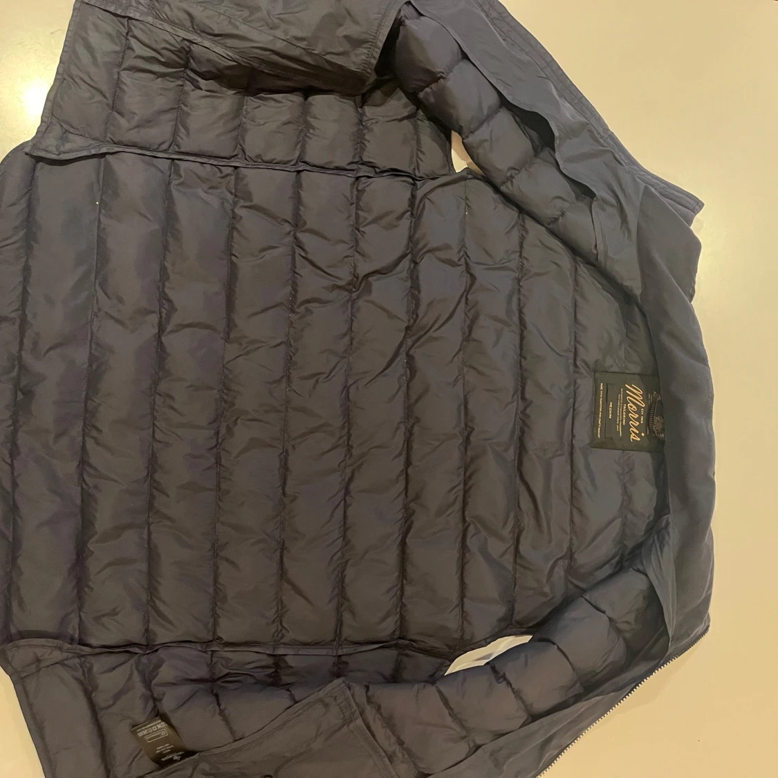 Mörkblå dunväst från Morris - 3