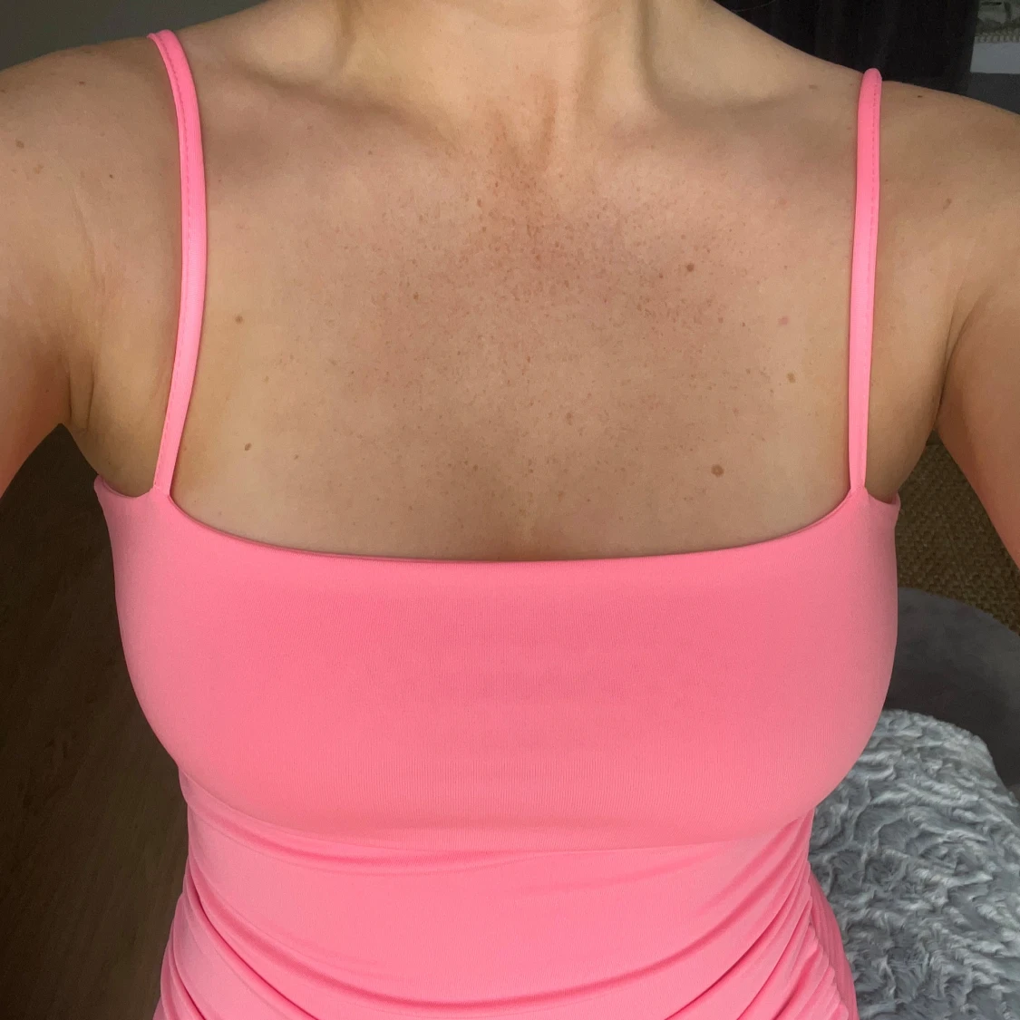 Rosa klänning (ny) - 1