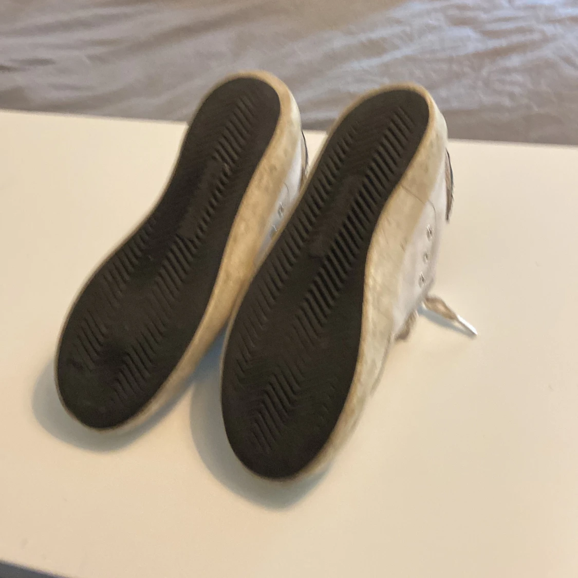 Philippe Model vita sneakers i skinn - 3