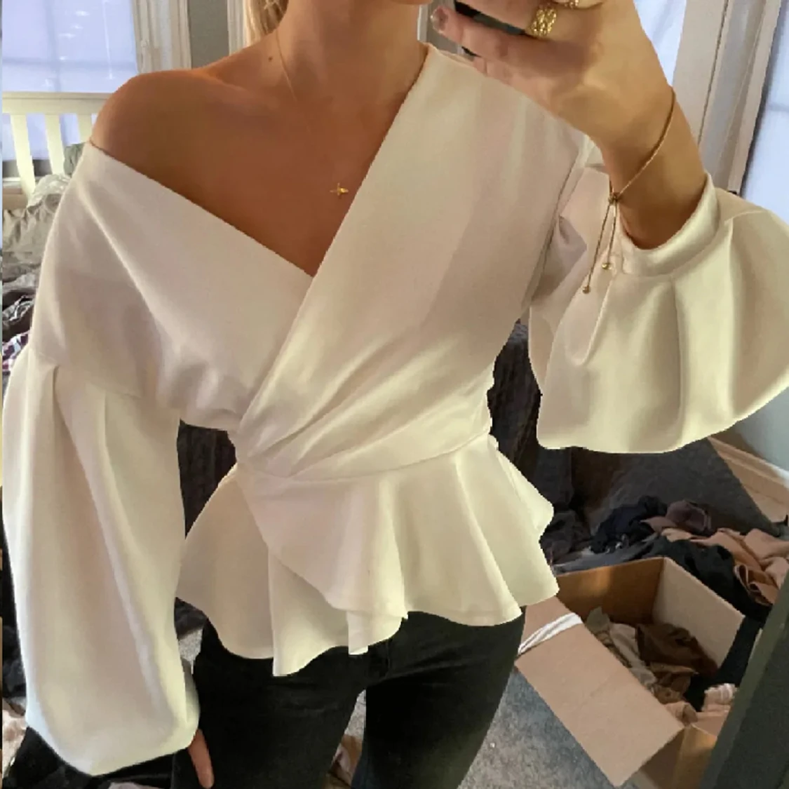 Vit omlott blus  - 2