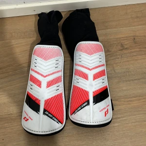 Benskydd - Dehär benskydden har inte använts mycke. 