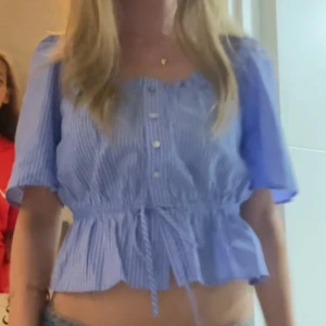 hm topp - super söt topp från hm🩷🩷