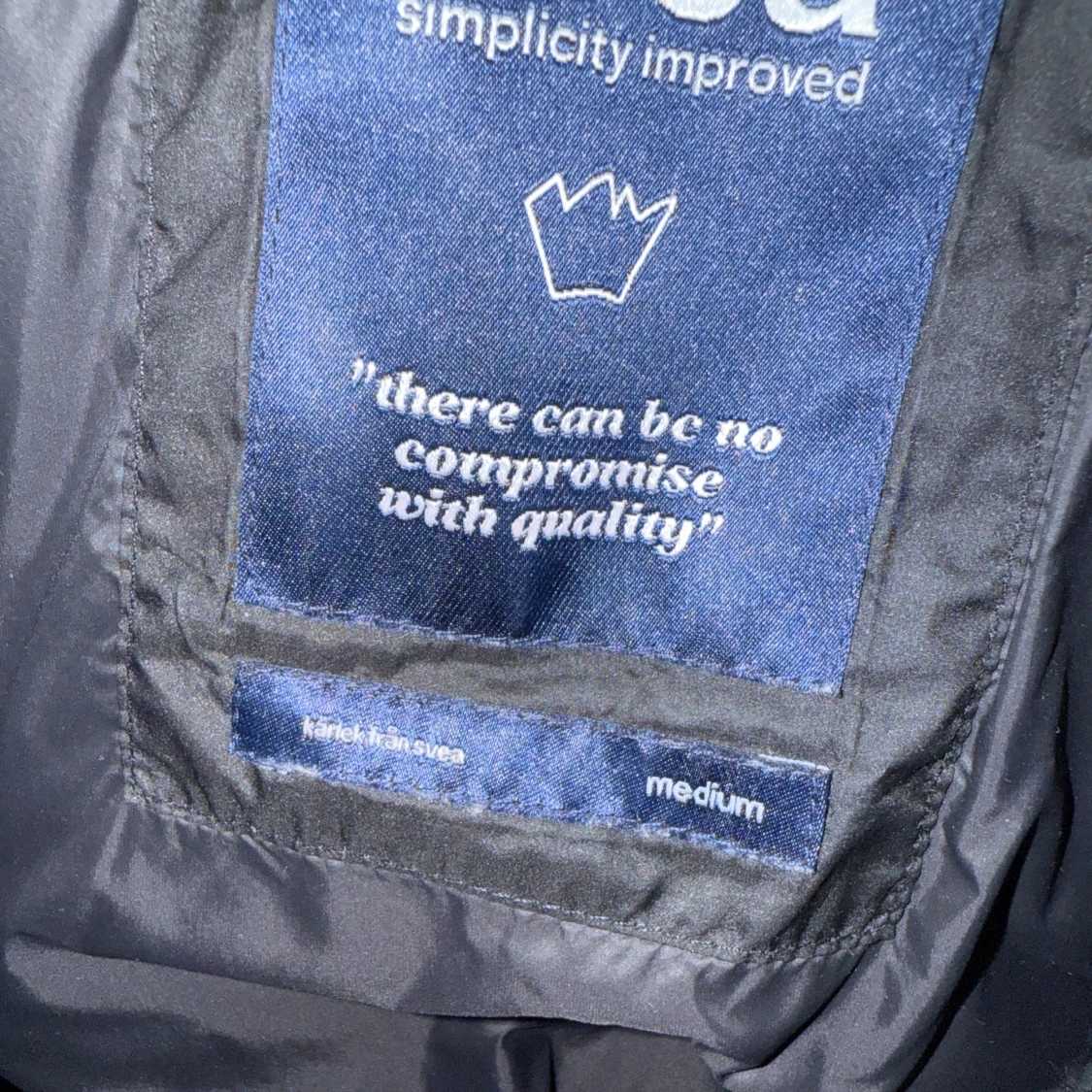 Svart pufferjacka från Svea, M - 1