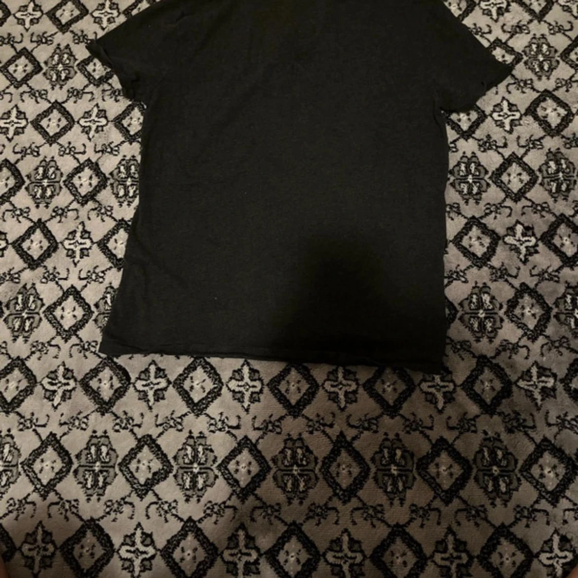 Säljer en svart polo Ralph laurhen t shirt - 1