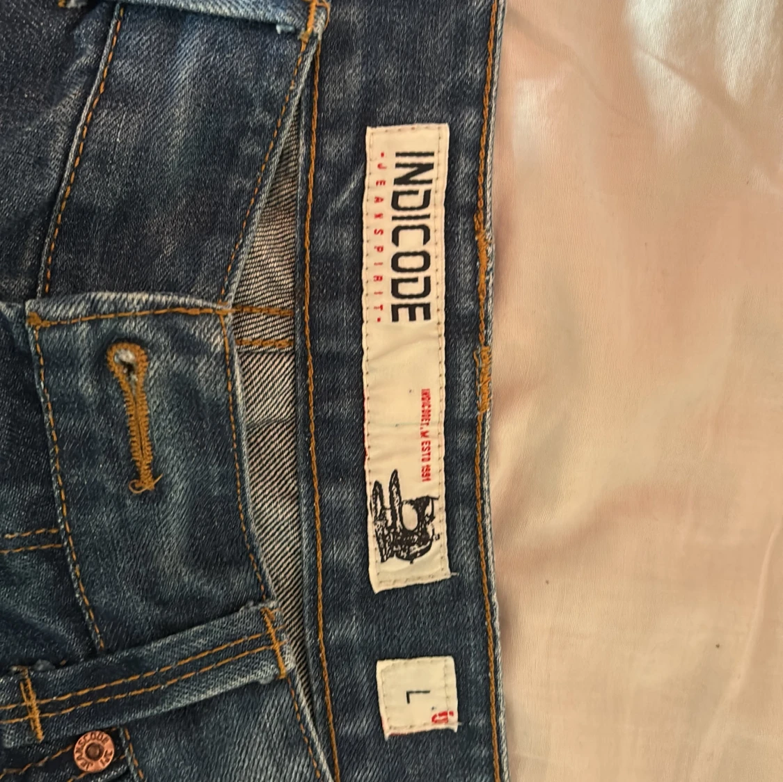 Blå jeansshorts från Indicode - 2