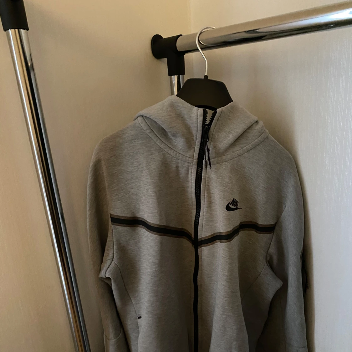 Grå Nike hoodie med dragkedja - 3