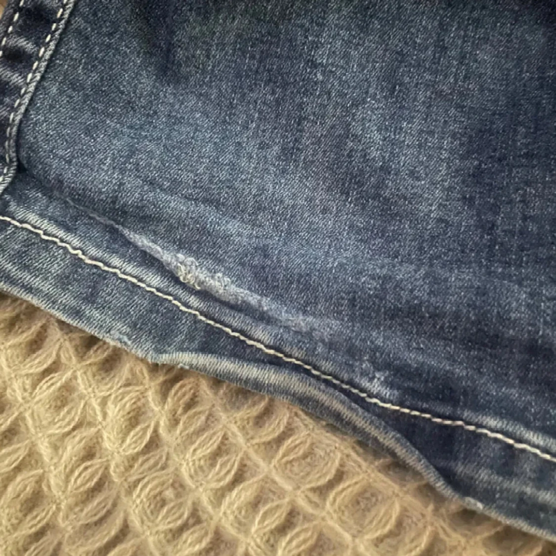 Blå bootcut jeans från Nelly - 3