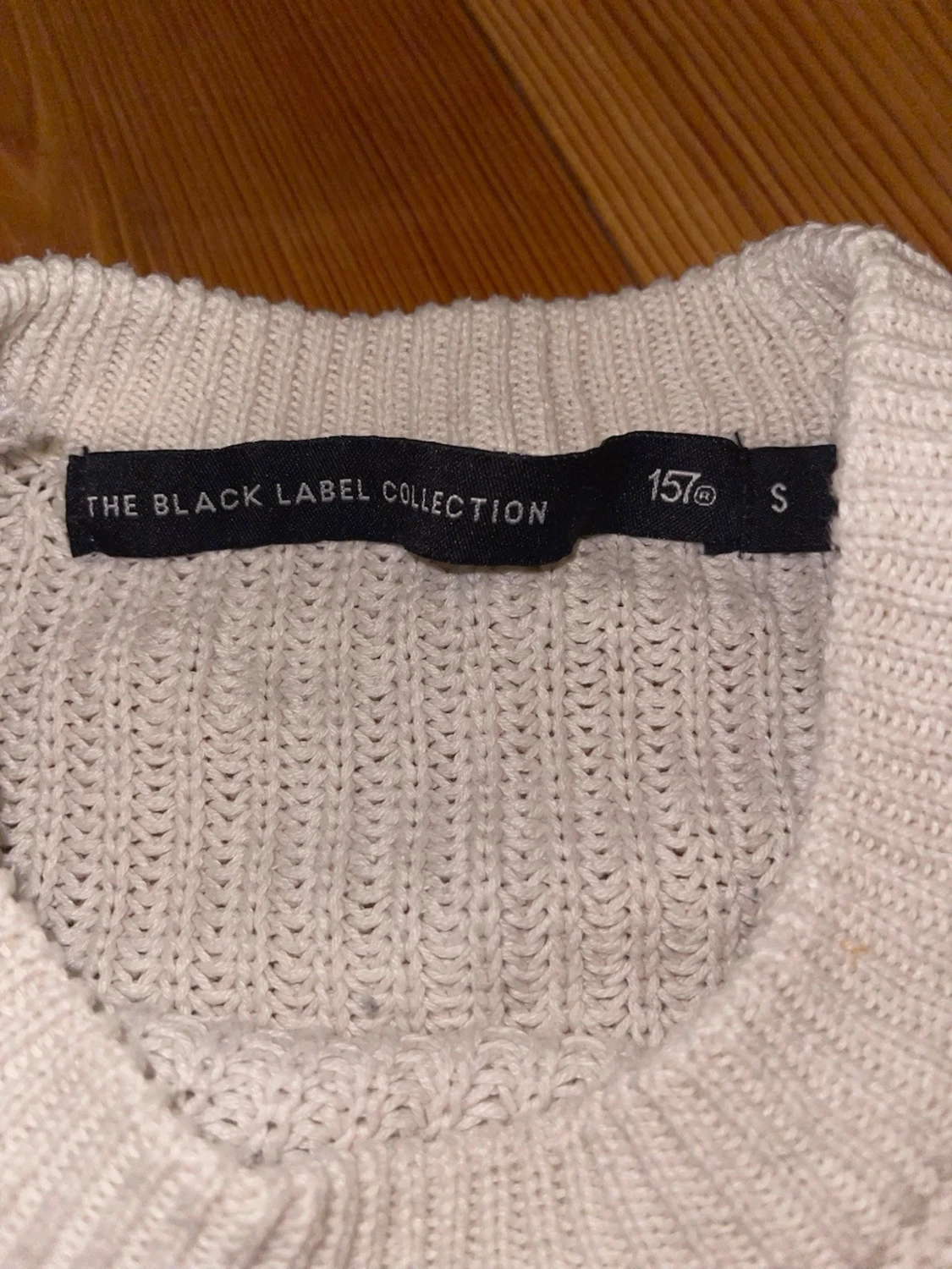 Vit stickad tröja Black Label S - 1