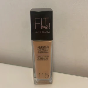 Foundation  - Använt max tre gånger💗