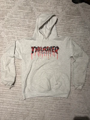 Thrasher hoodie  - Thrasher hoodie i storlek S. 