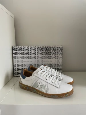 Premiata skor  - Säljer dessa Premiata skor i storlek 41 där box ingår, skriv för fler bilder/frågor🙌🏼