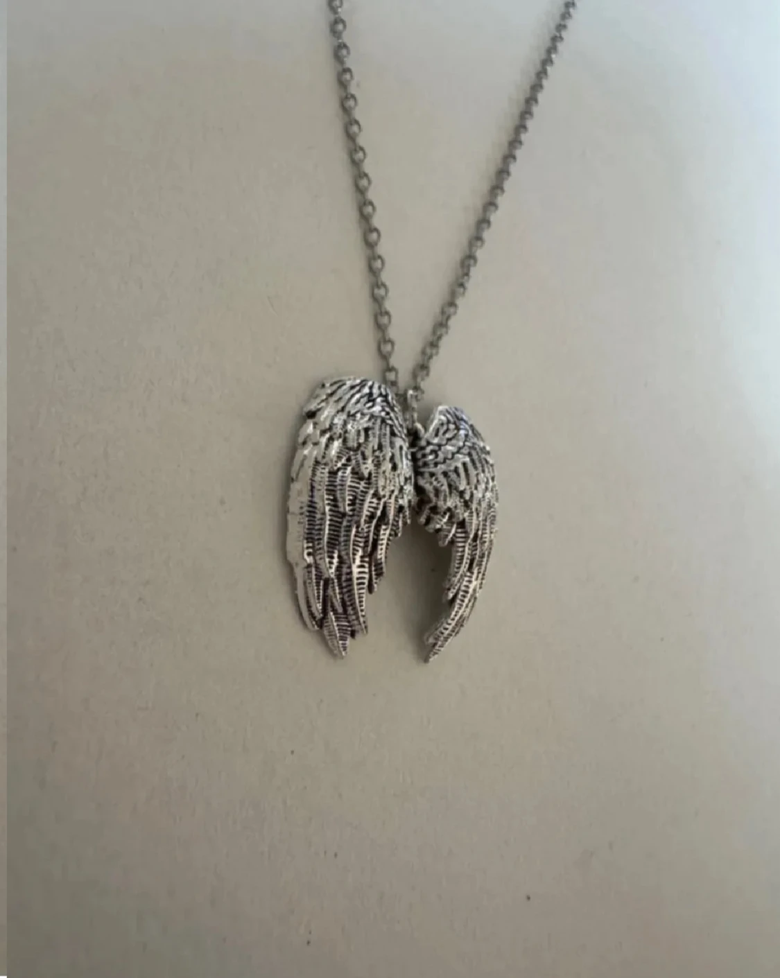 Silverhalsband änglavingar  - 1