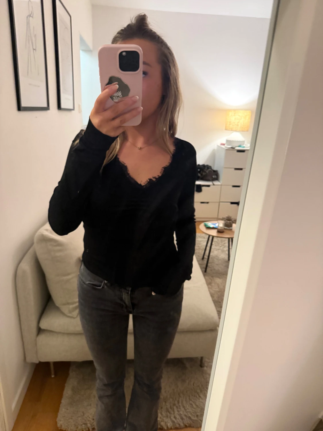 Svart långärmad topp med spets - 1