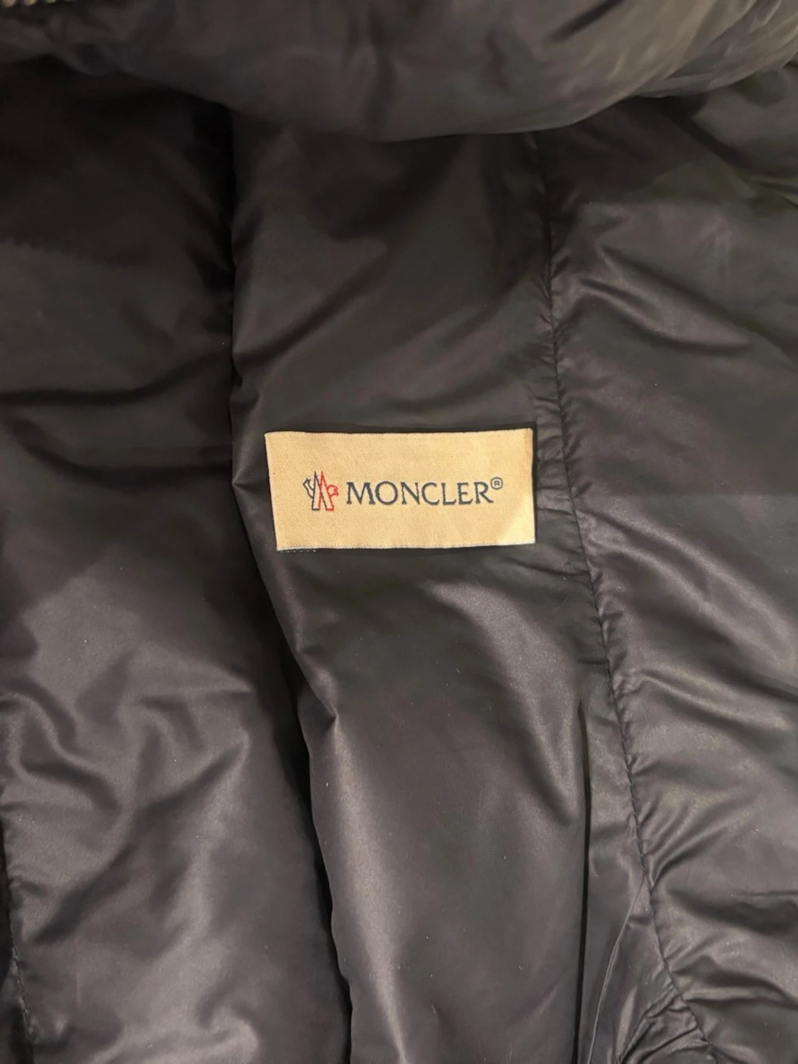 Mörkblå dunväst från Moncler - 5