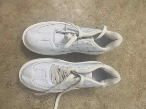 Helt nya adidas skor! - Helt nya adidas skor!