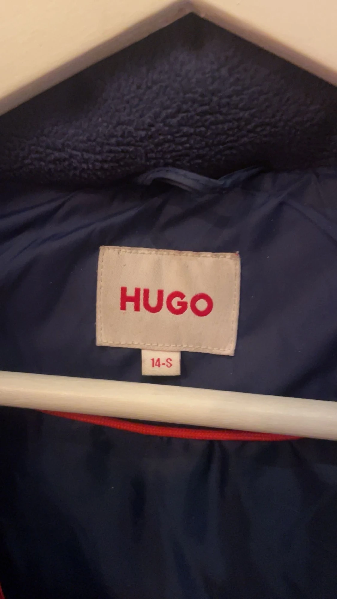 Mörkblå pufferjacka från HUGO - 2