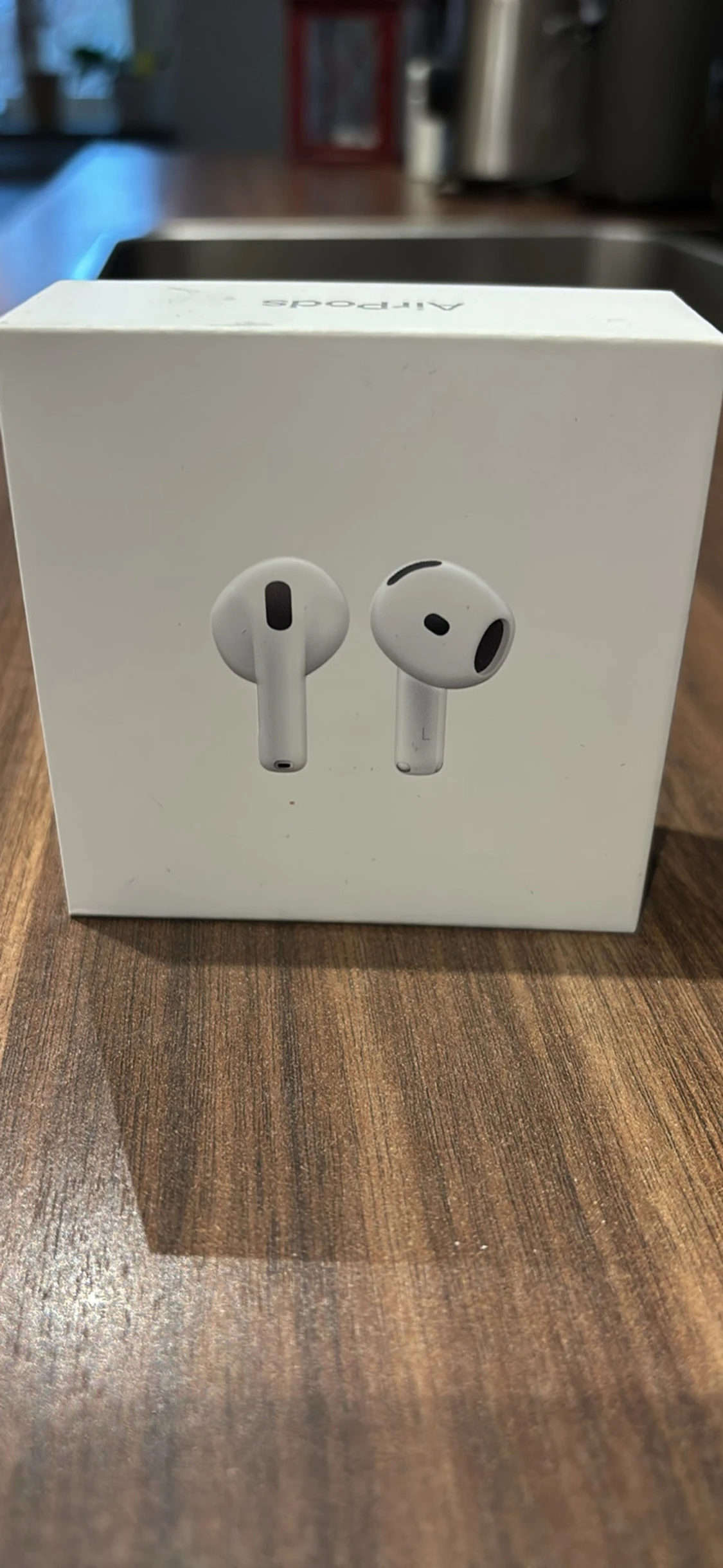 AirPods 4