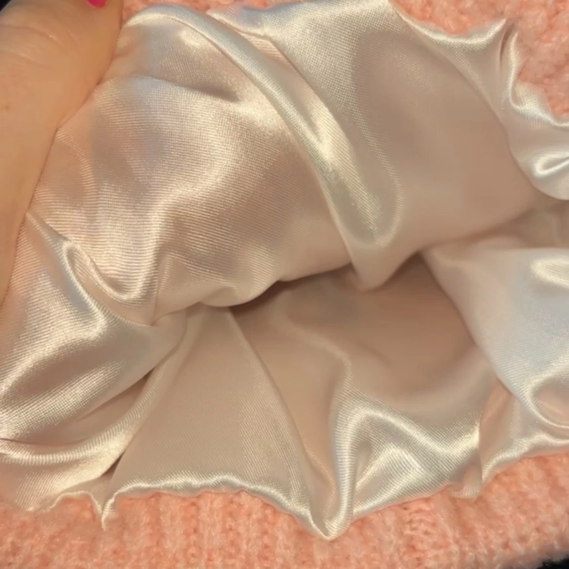 Rosa satinmössa - 1