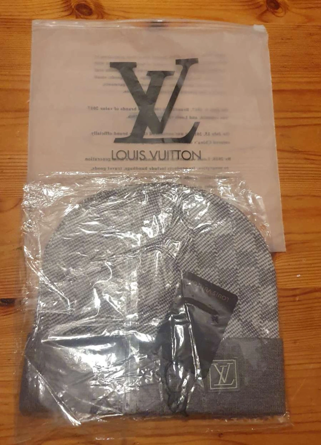  rutig mössa i grått och svart - 3