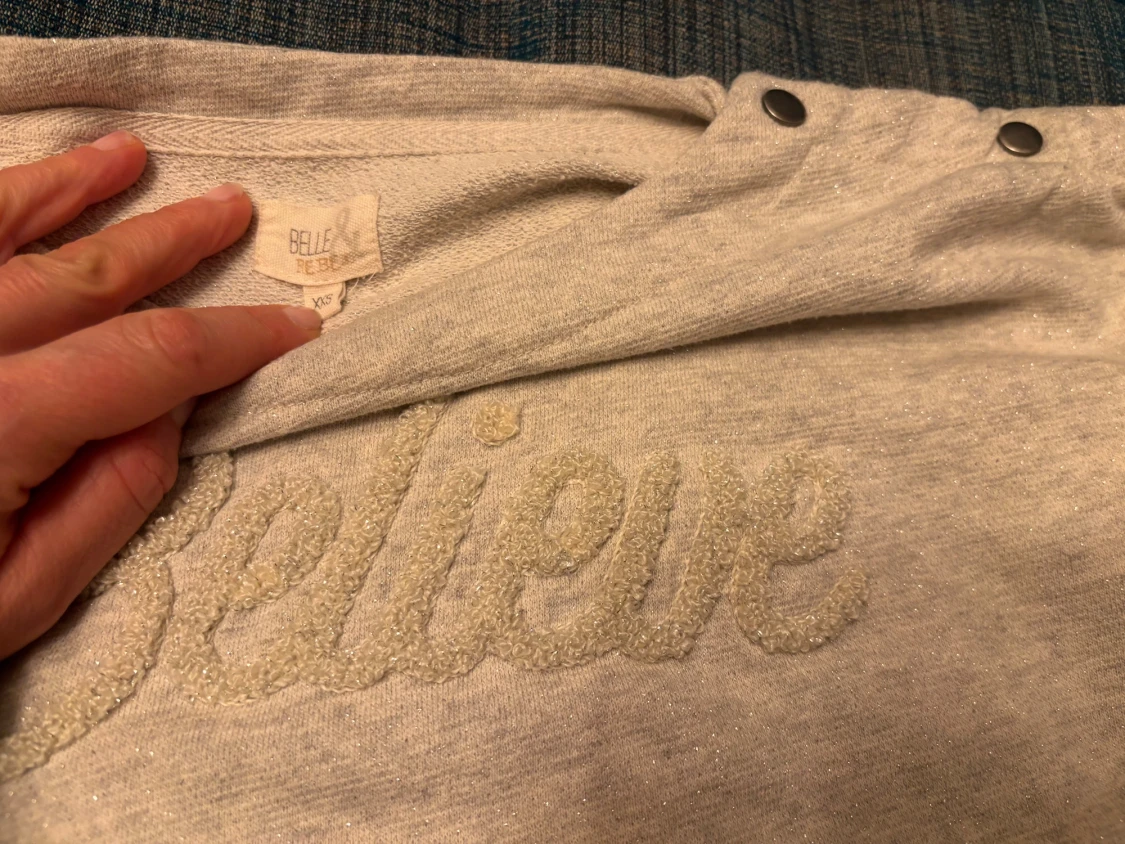 Glittrig beige tröja från Believe XXS - 2