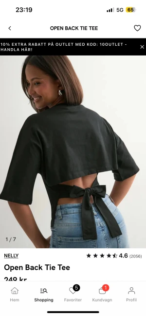 Nelly knyt tröja - Säljer en tröja från Nelly med en gullig knyt där bak i storlek S. Bra skick!