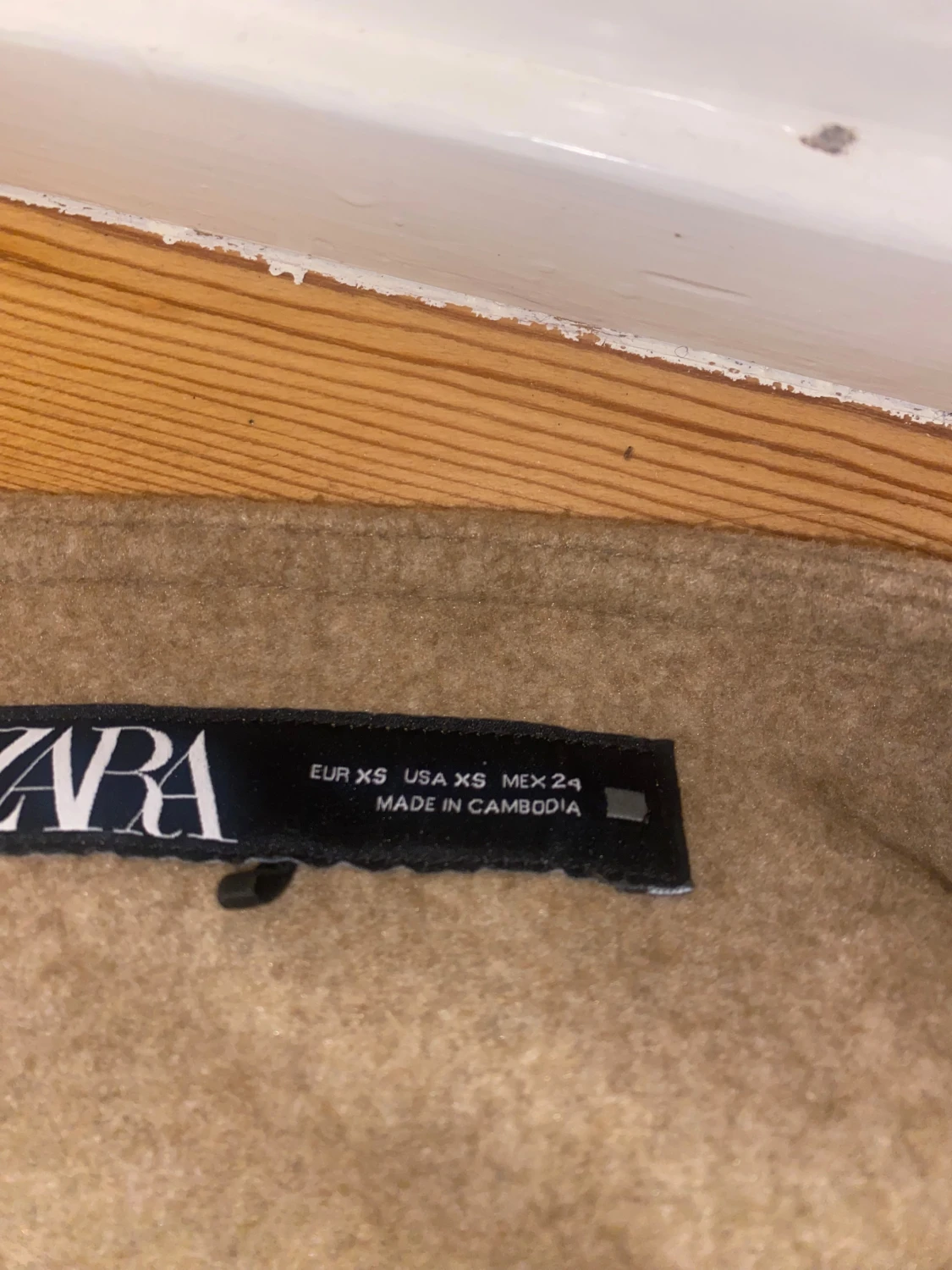 Beige kapp från Zara XS - 3