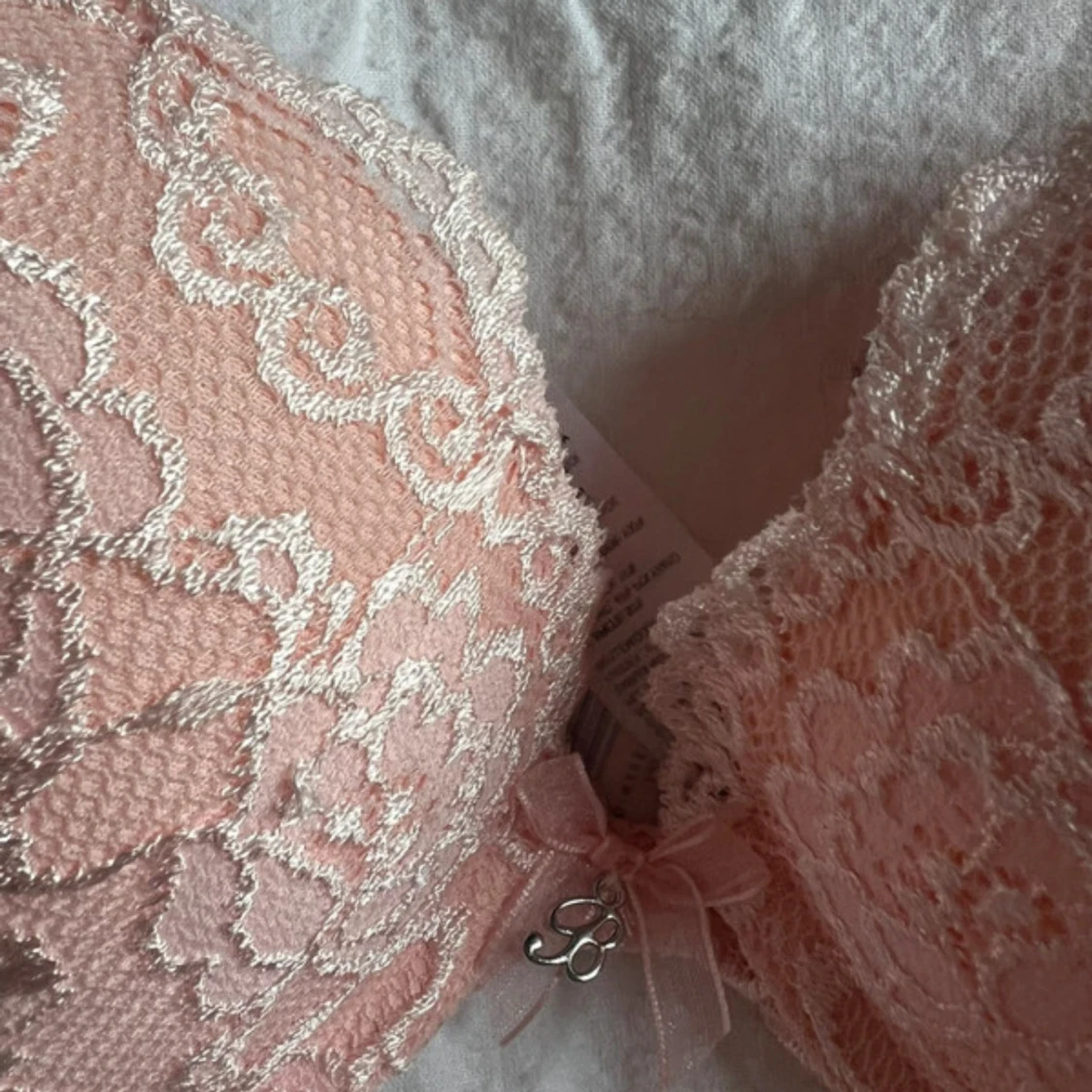 Blommiga spetsbehåar i pastell - 3