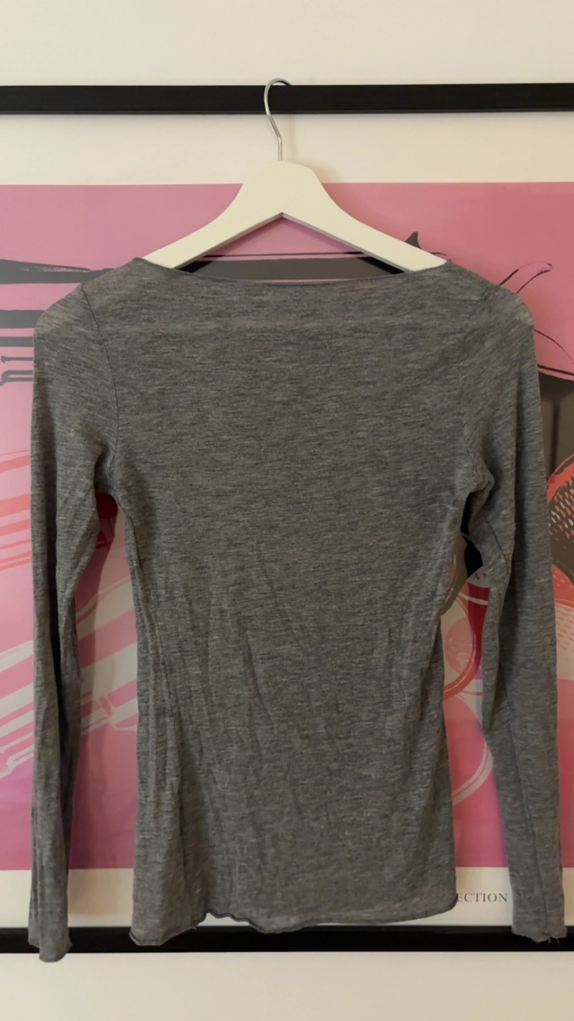Grå långärmad topp i bomull