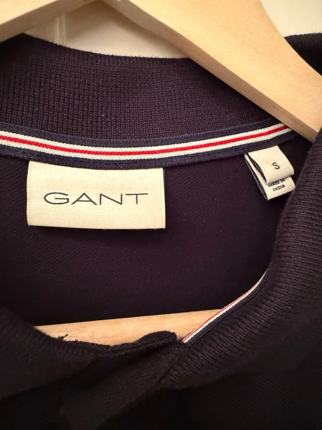 Svart långärmad pikétröja från GANT - 4