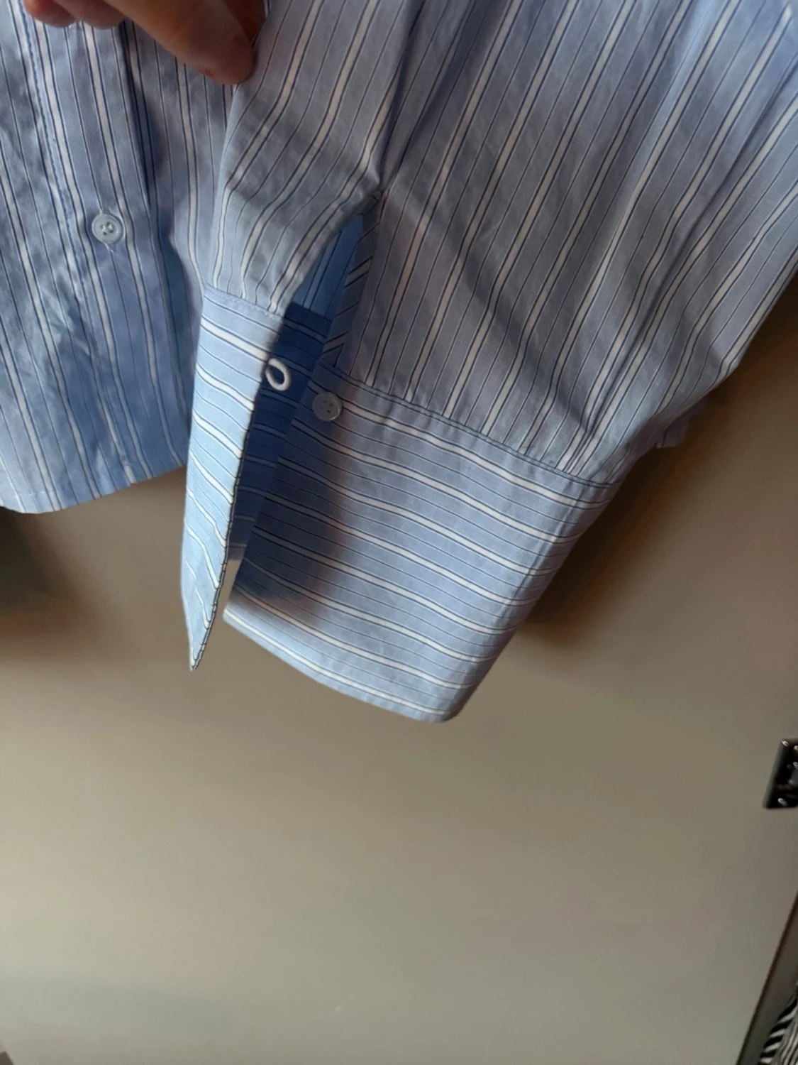 Blå randig skjorta från Neo Noir - 3