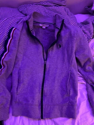 Polo Ralph lauren zip - Pris kan diskuteras 
