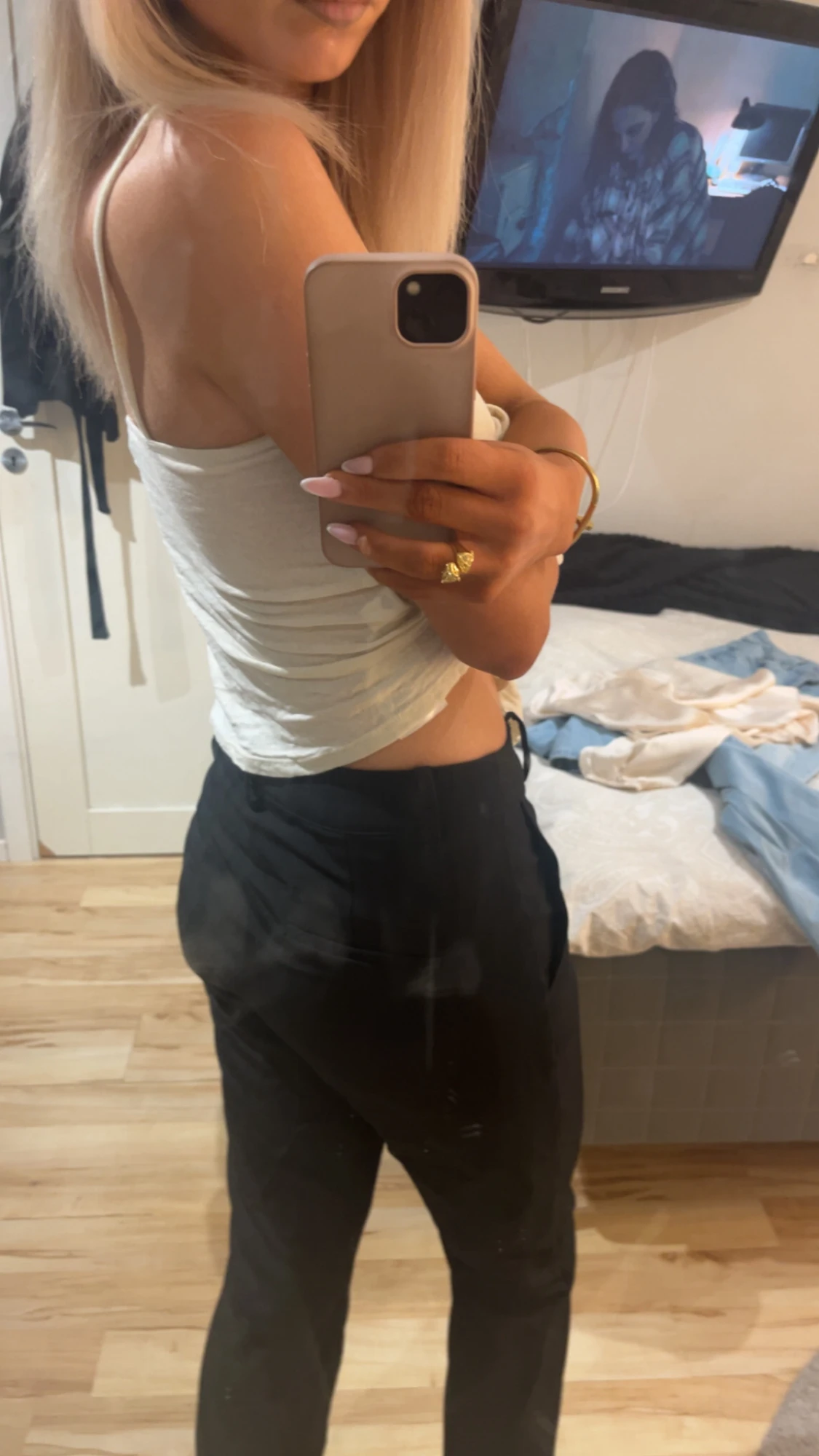 Kostymbyxor från bikbok - 2