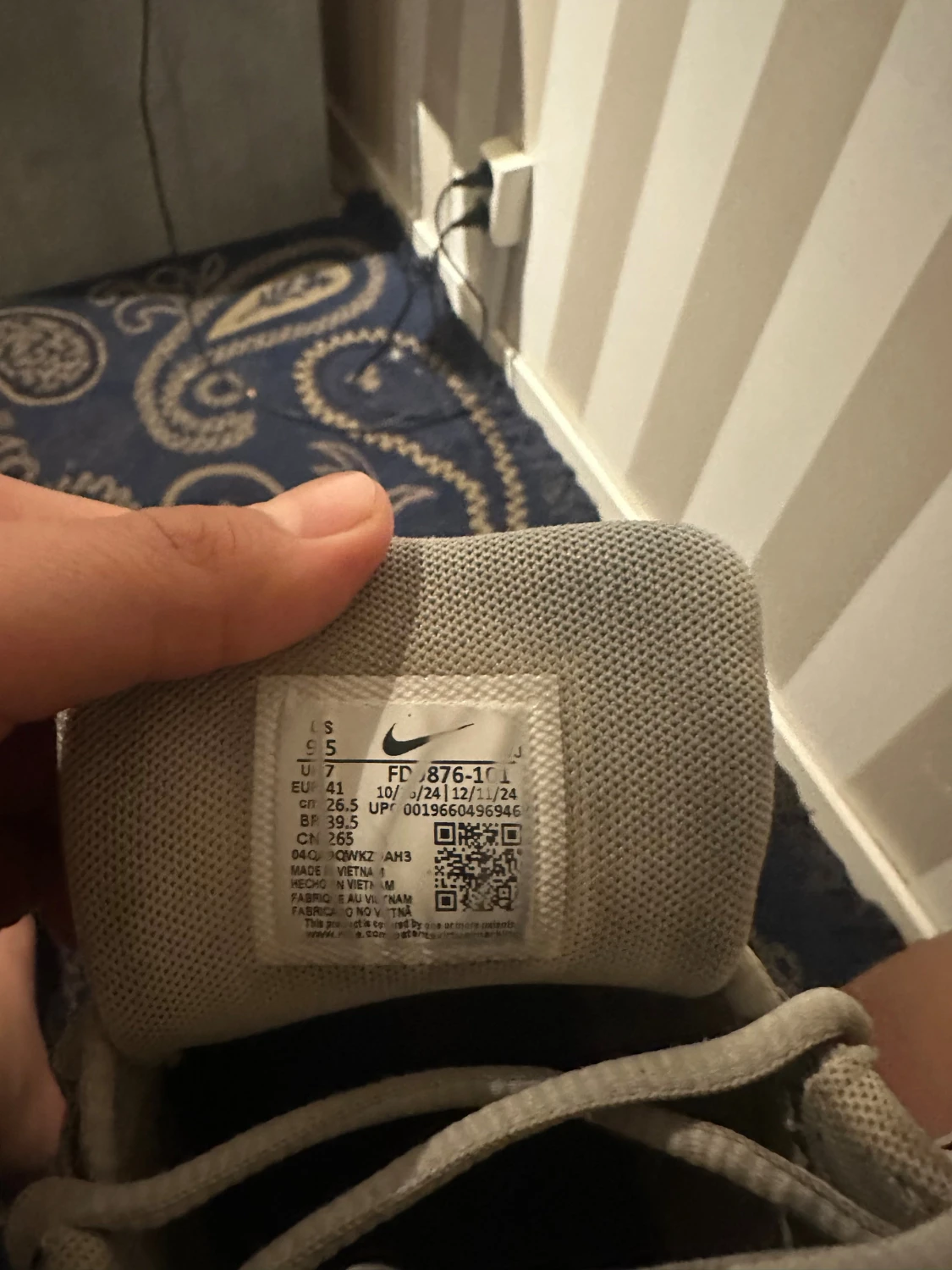 Nike silverfärgade sneakers - 5