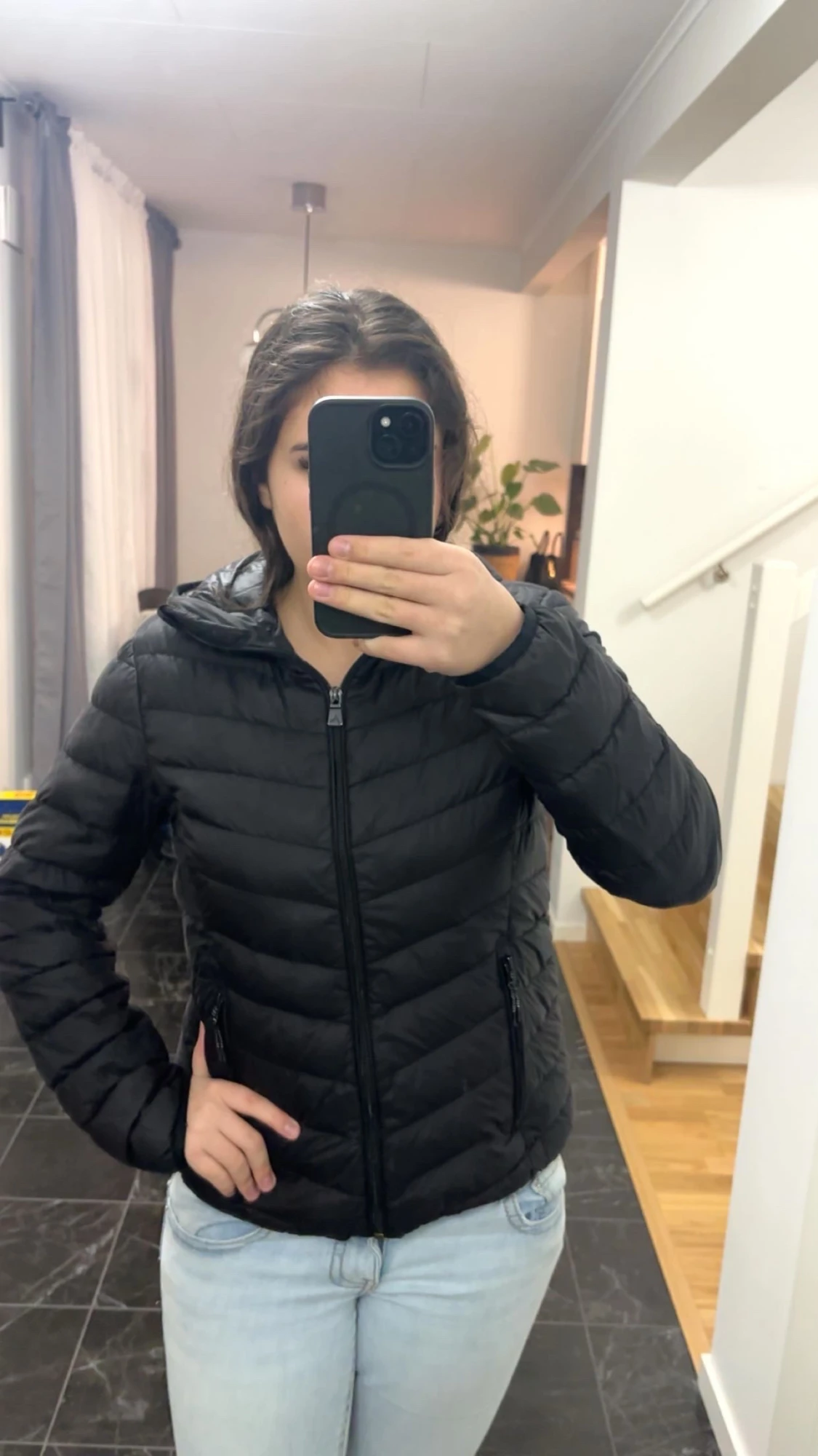 Svart pufferjacka från McKinley