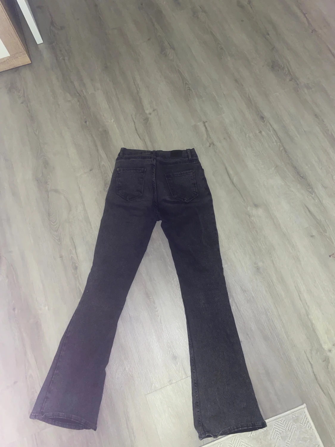Svarta bootcut jeans Hakan 40, strl 30 - 3