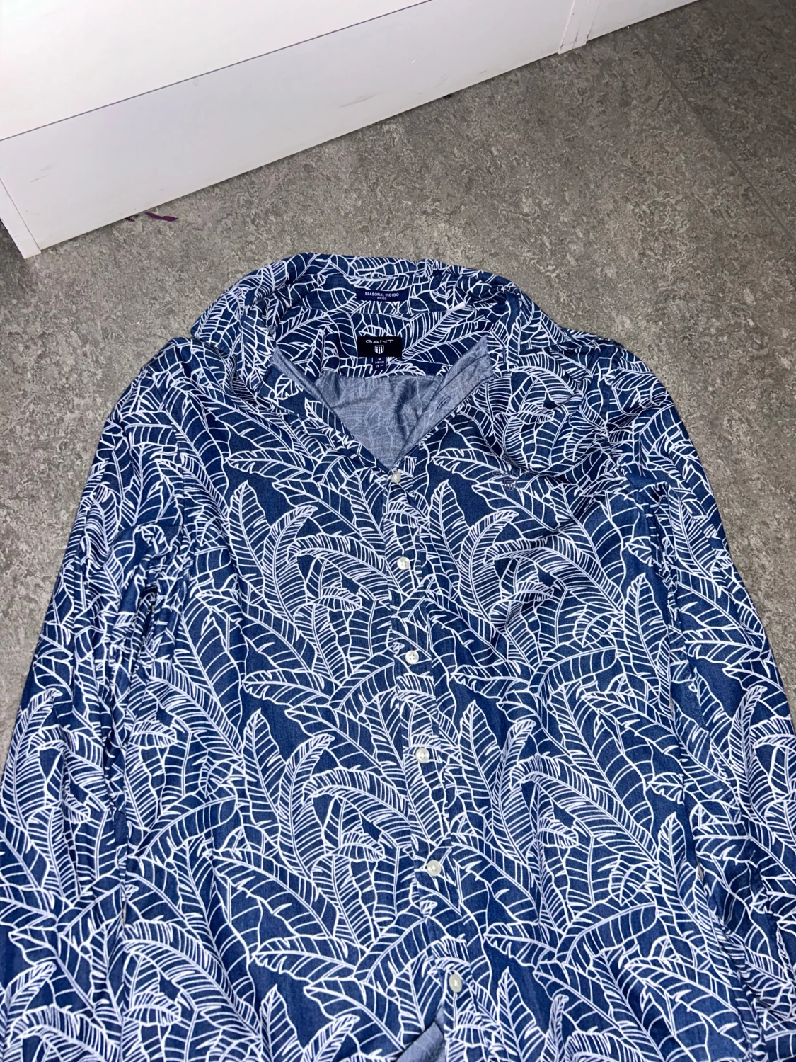 Blå mönstrad skjorta från GANT - 1