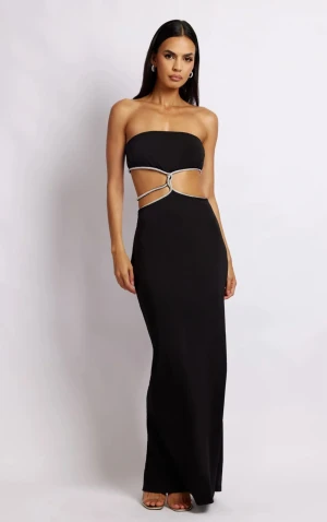 Maxiklänning - Superfin klänning från meshki som tyvärr inte kommit till användning. Oanvänd med lappen kvar. Pris kan diskuteras vid snabbt köp