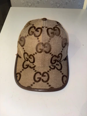 GG keps jumbo - Riktigt snygg och fett jumbo keps. Fint skick. Pris kan diskuteras 