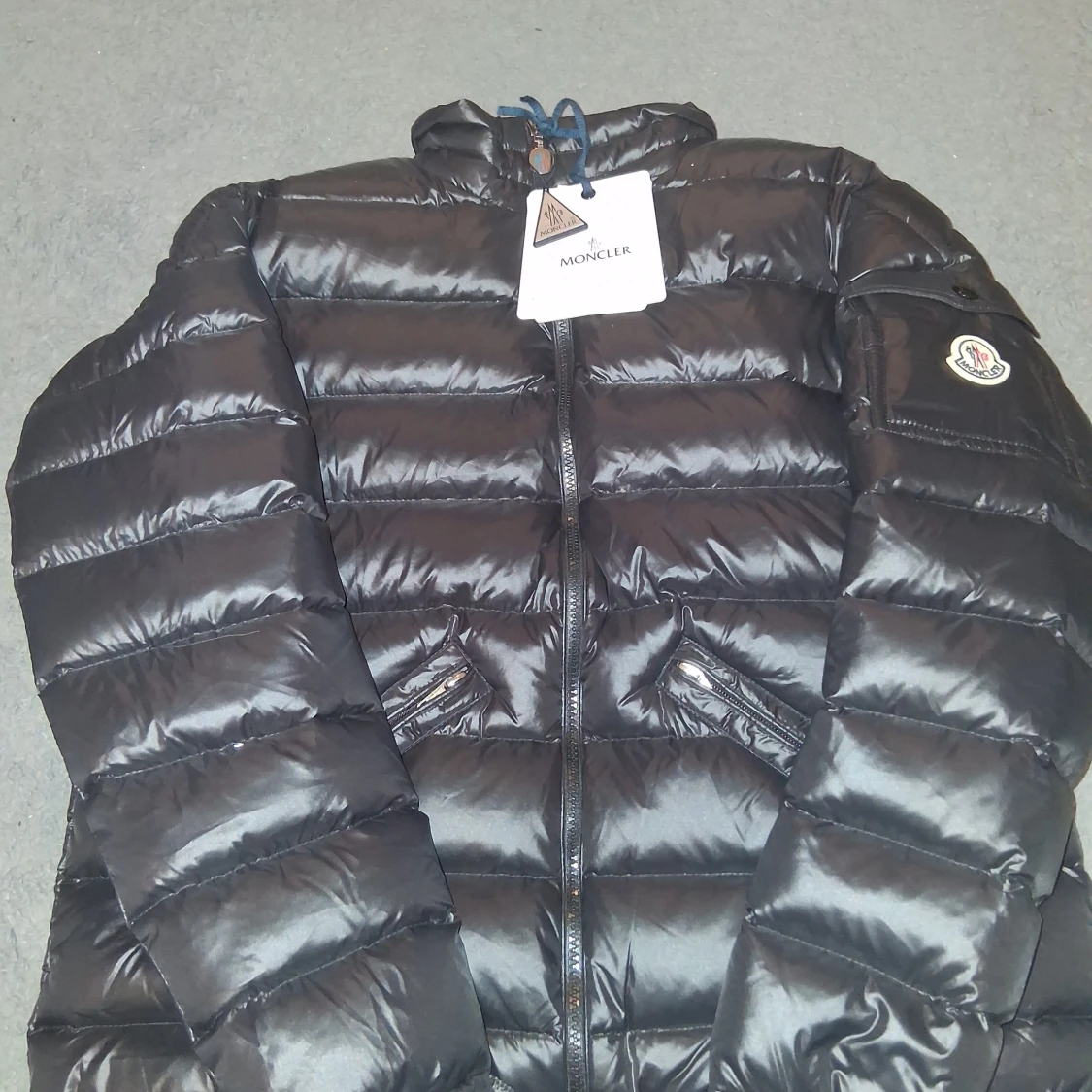 Svart Moncler pufferjacka herr