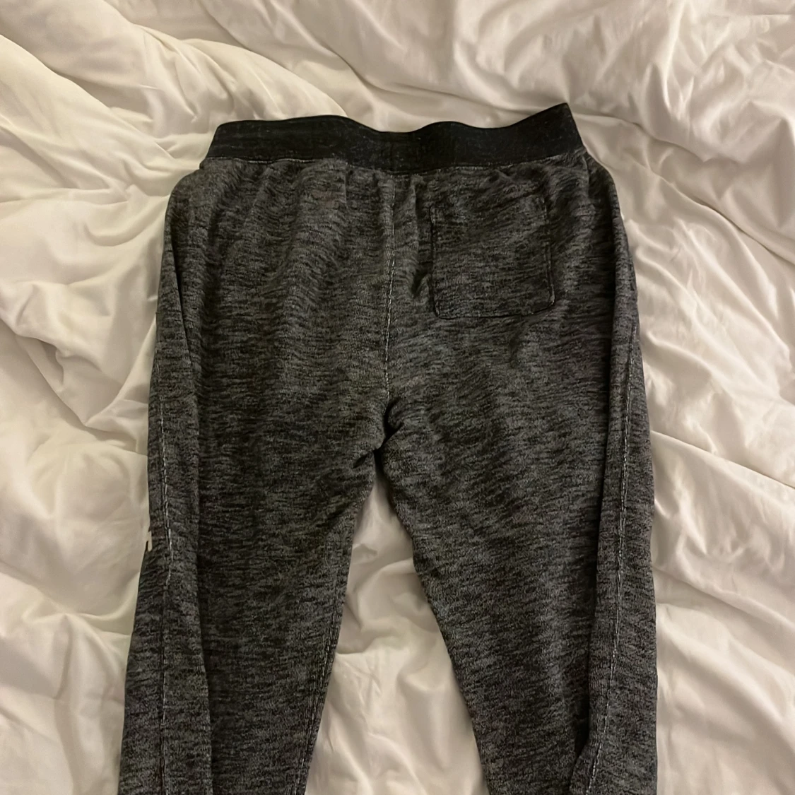 Grå mjukisbyxor Abercrombie & Fitch S - 2